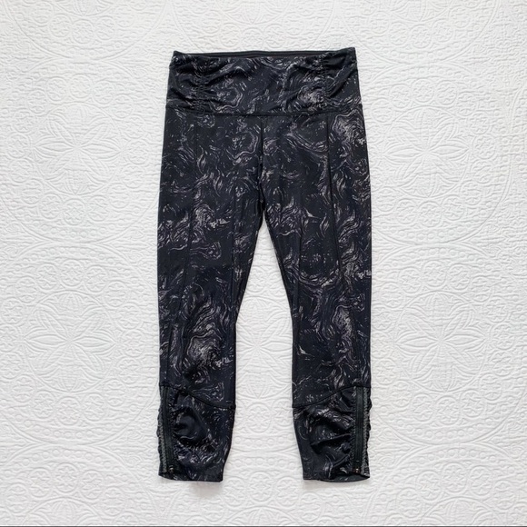 Lululemon Runday Crop Leggings (Luxtreme,‎ 24" Inseam), Arsenal Ambient Grey - Picture 7 of 10